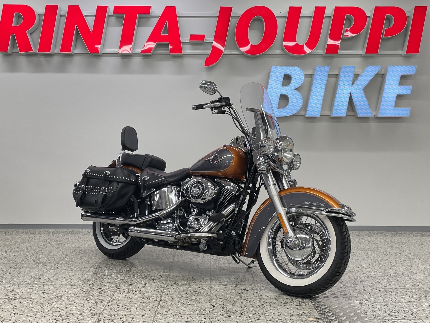 HARLEY-DAVIDSON SOFTAIL 2015