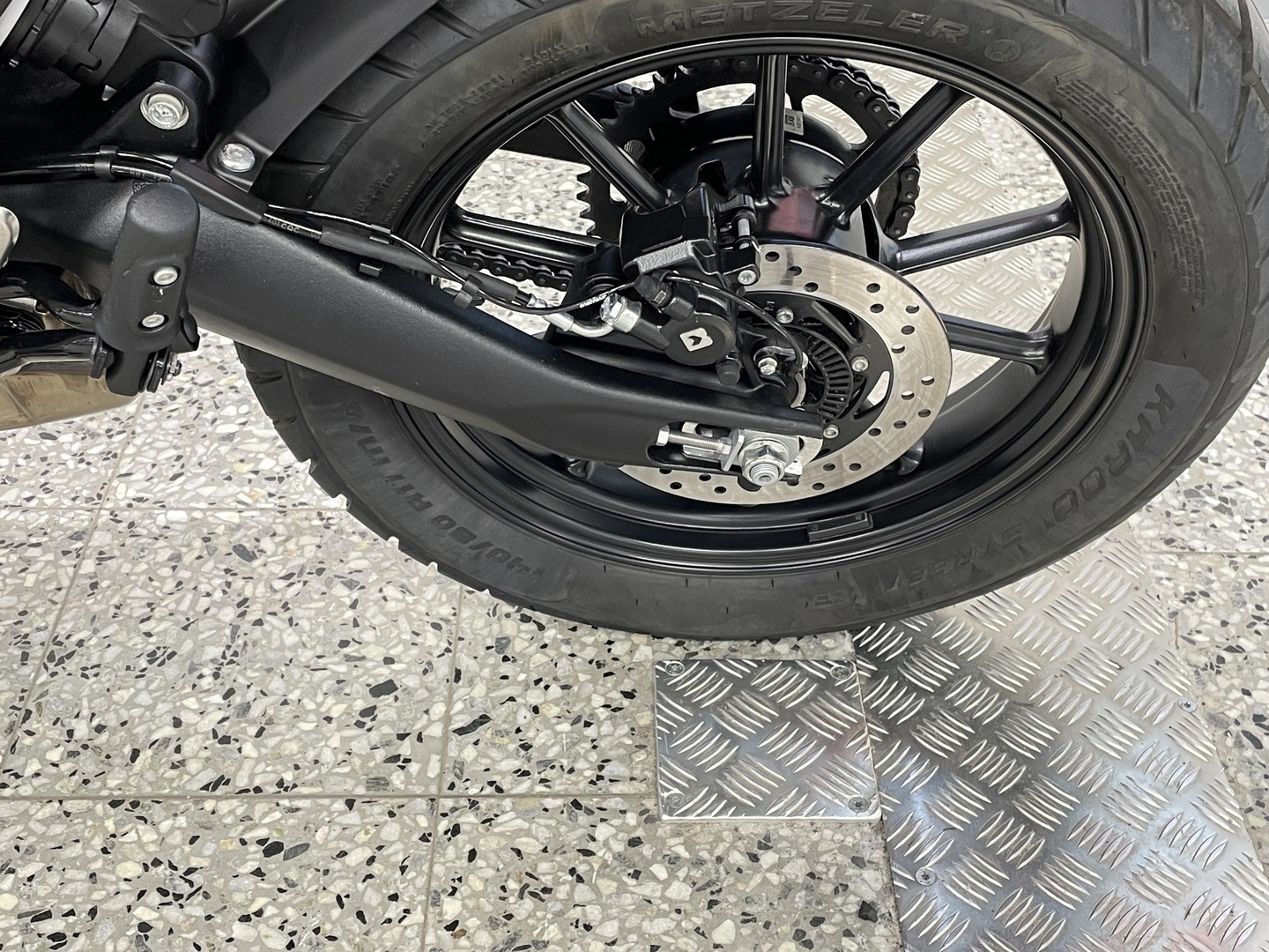 TRIUMPH SCRAMBLER 2025