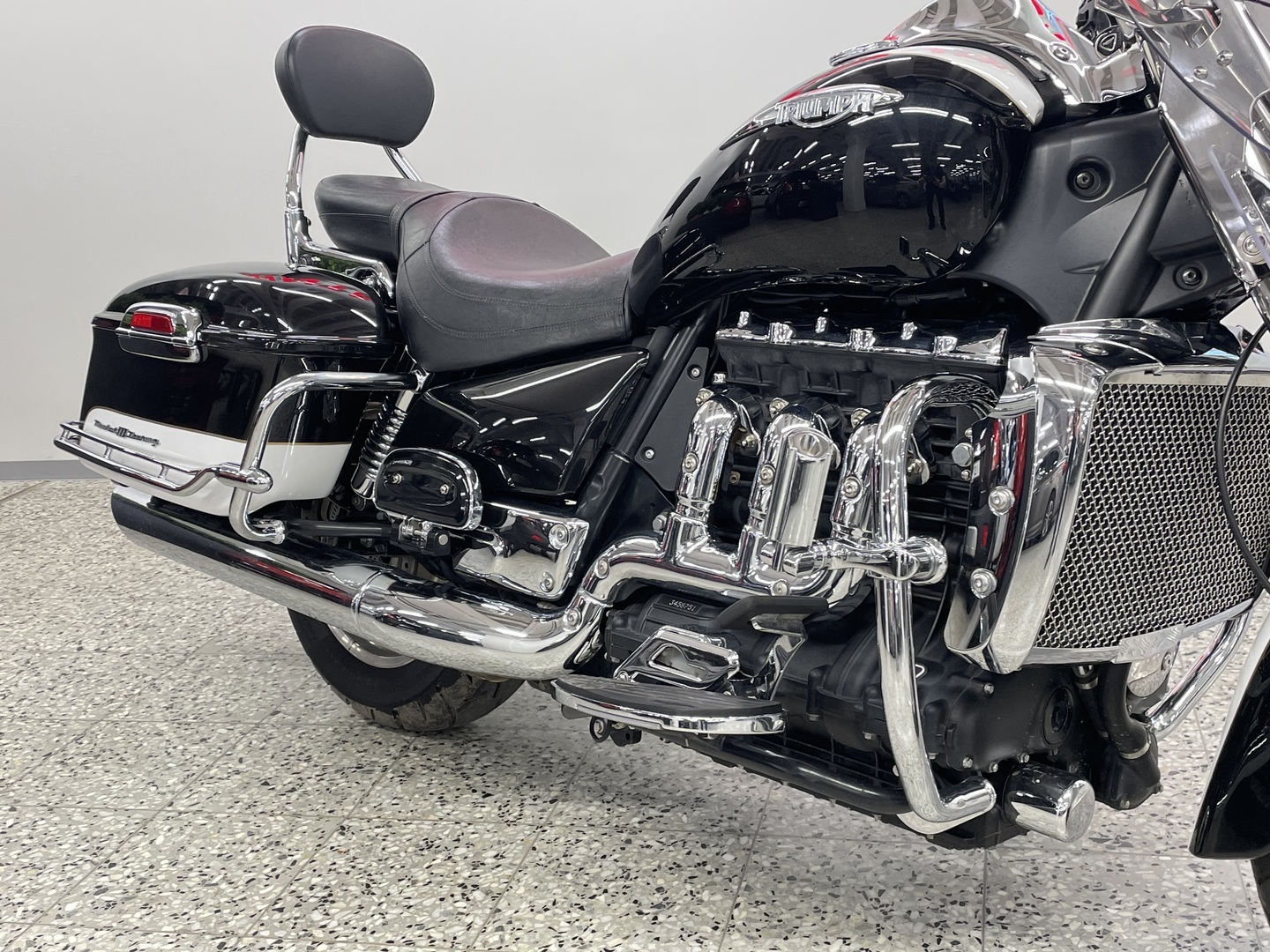 TRIUMPH ROCKET III 2011