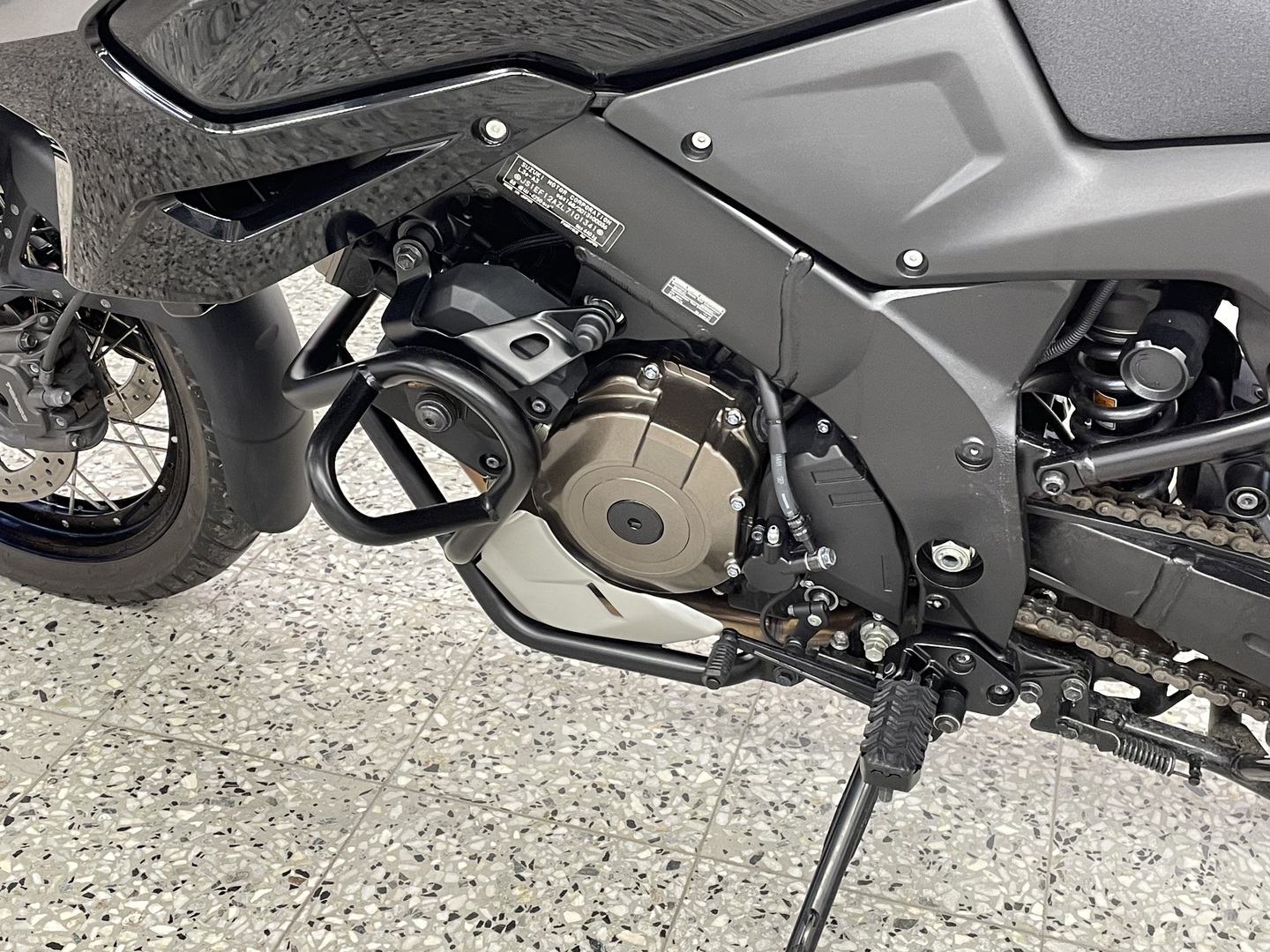 SUZUKI DL 2020