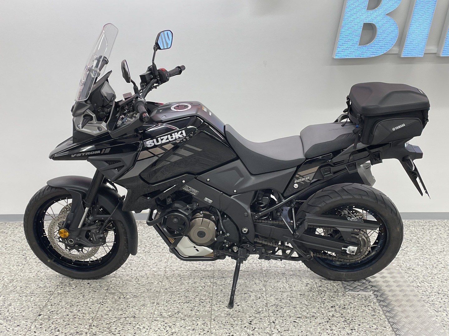 SUZUKI DL 2020