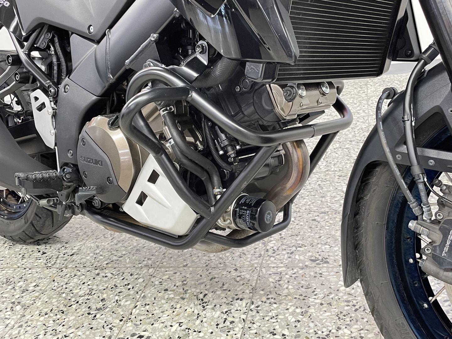 SUZUKI DL 2020