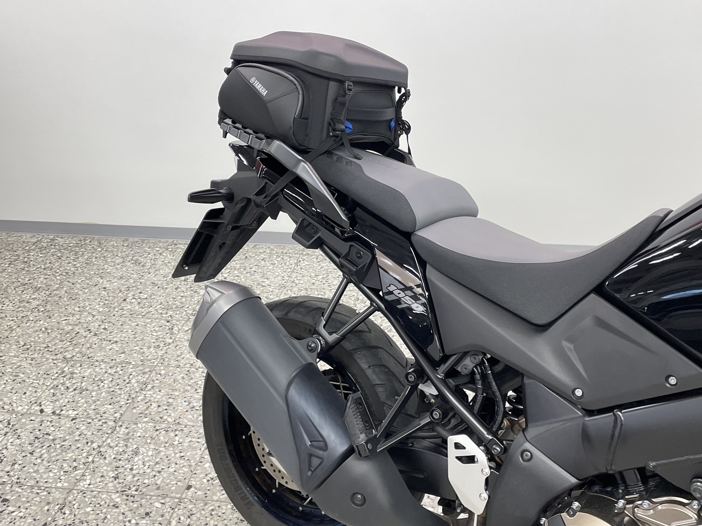 SUZUKI DL 2020