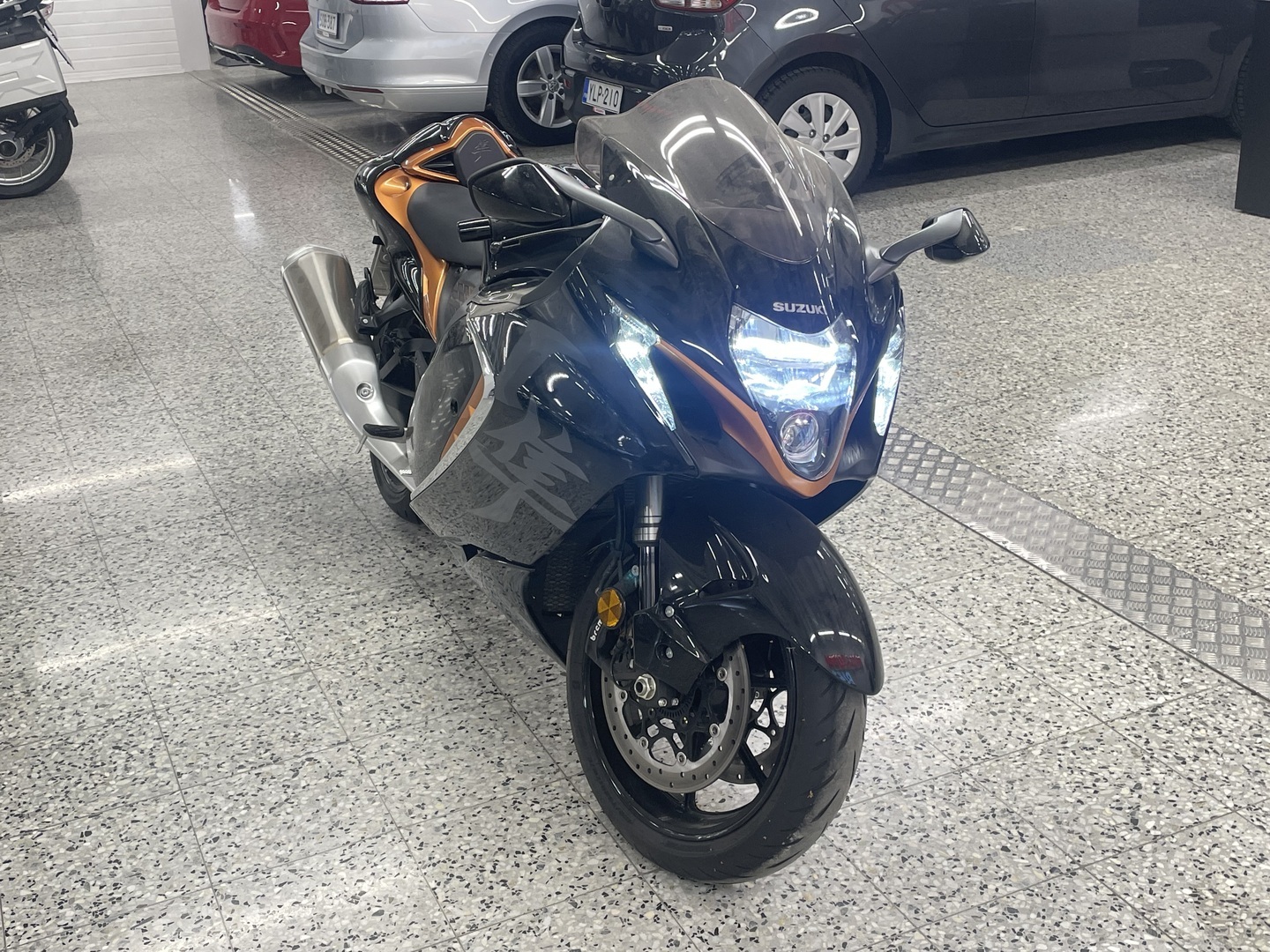 SUZUKI GSX 2021