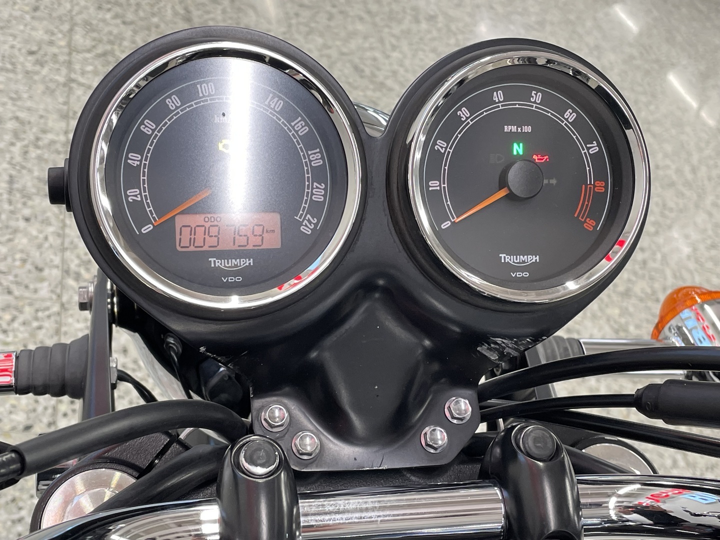 TRIUMPH Bonneville 2013