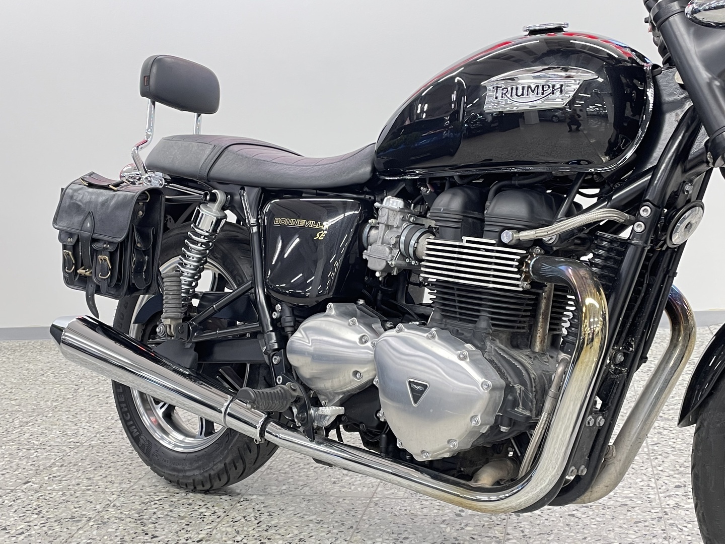 TRIUMPH Bonneville 2013