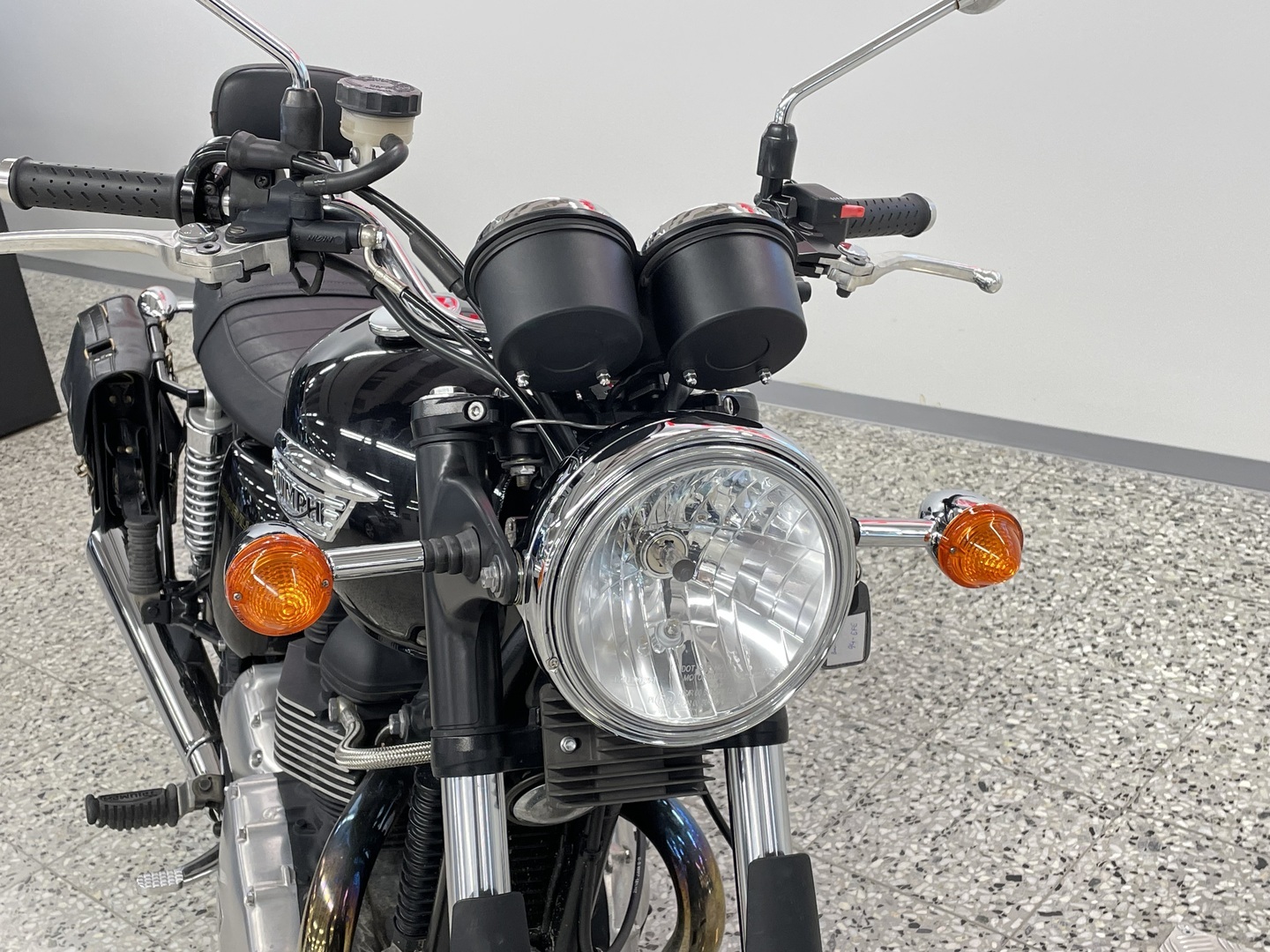 TRIUMPH Bonneville 2013