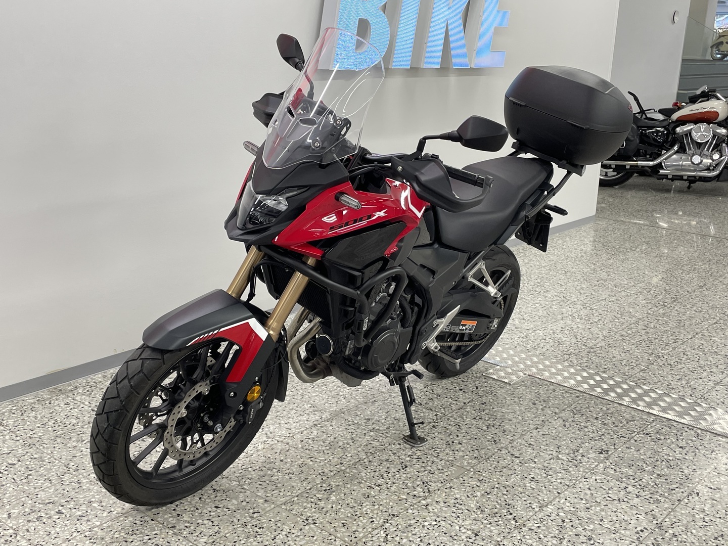 HONDA CB 2023