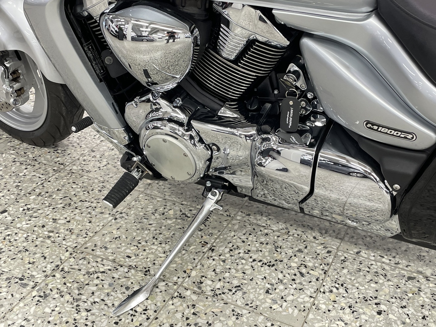 SUZUKI INTRUDER 2010