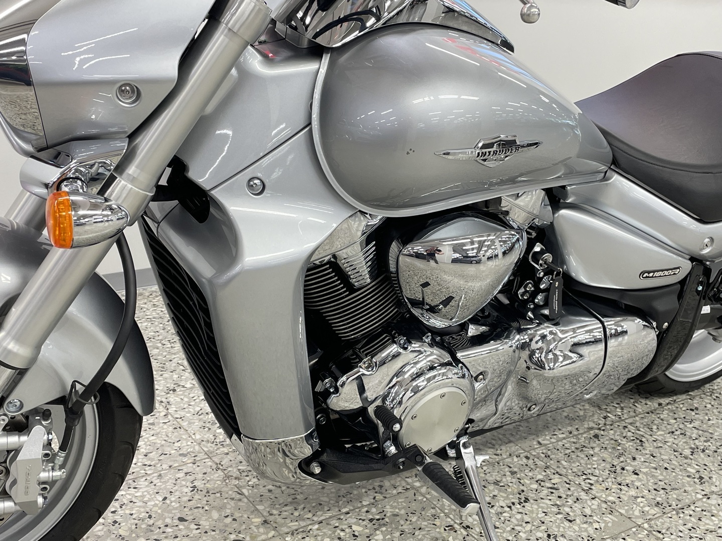 SUZUKI INTRUDER 2010