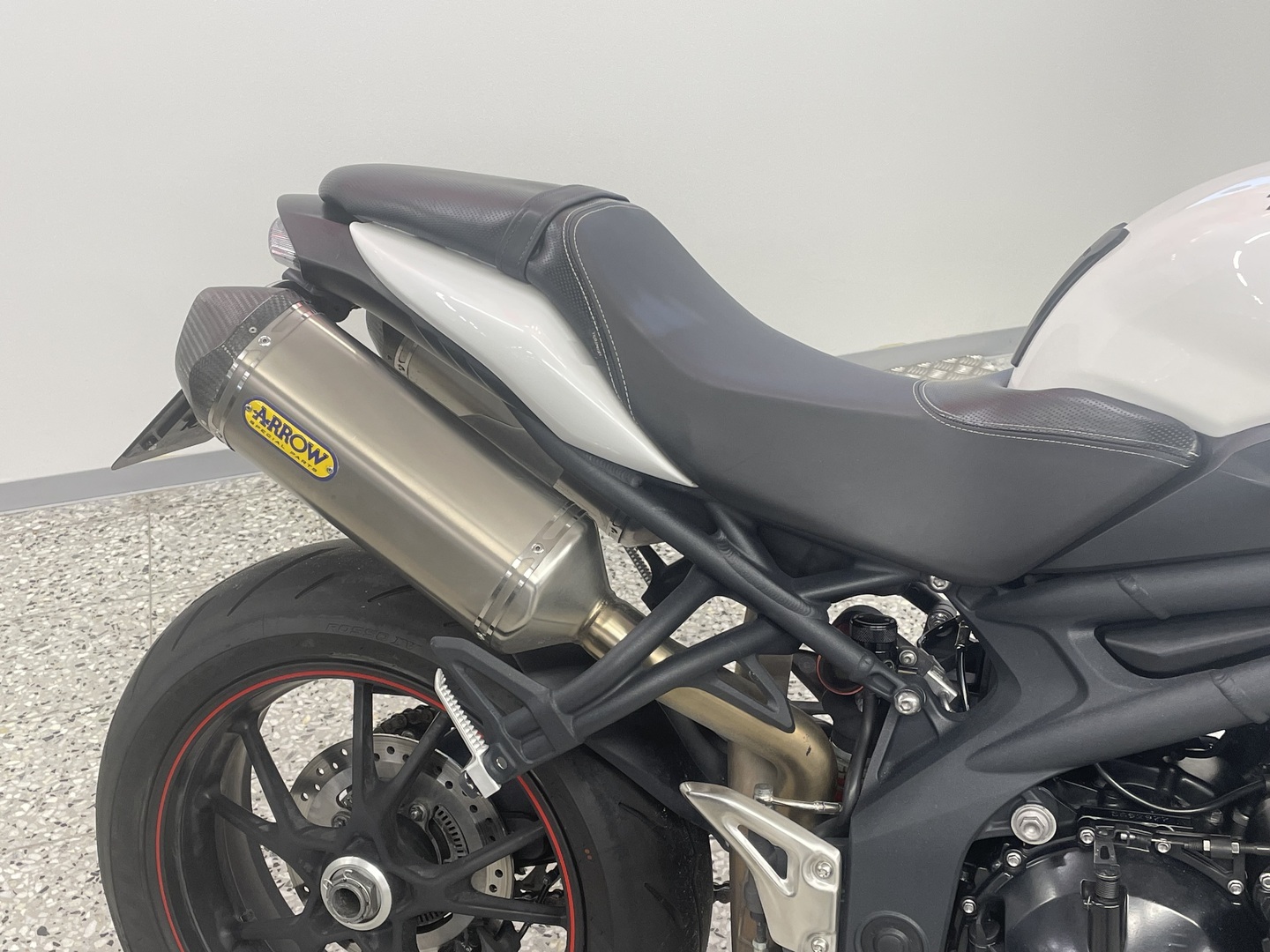 TRIUMPH SPEED TRIPLE 2015