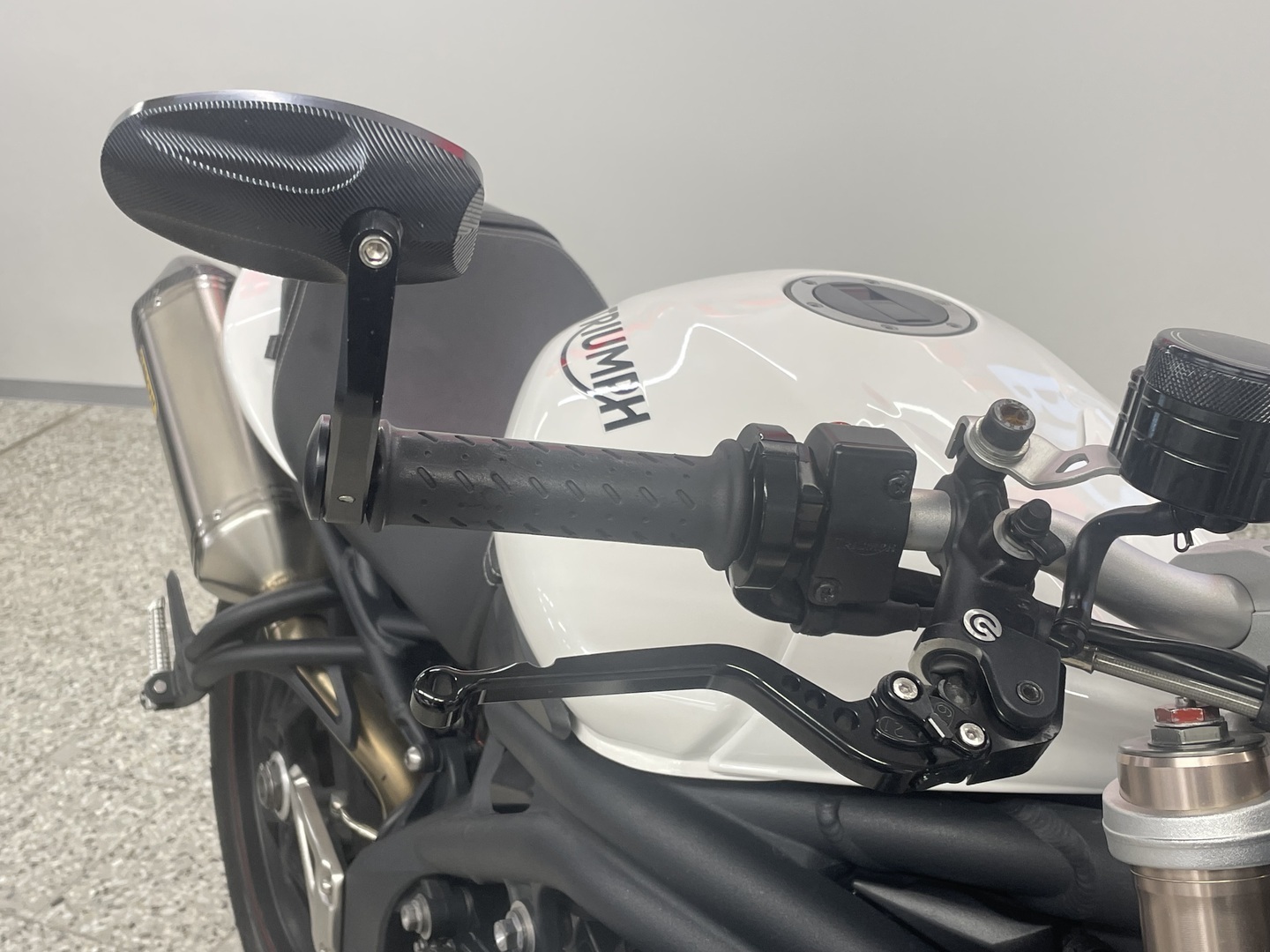 TRIUMPH SPEED TRIPLE 2015
