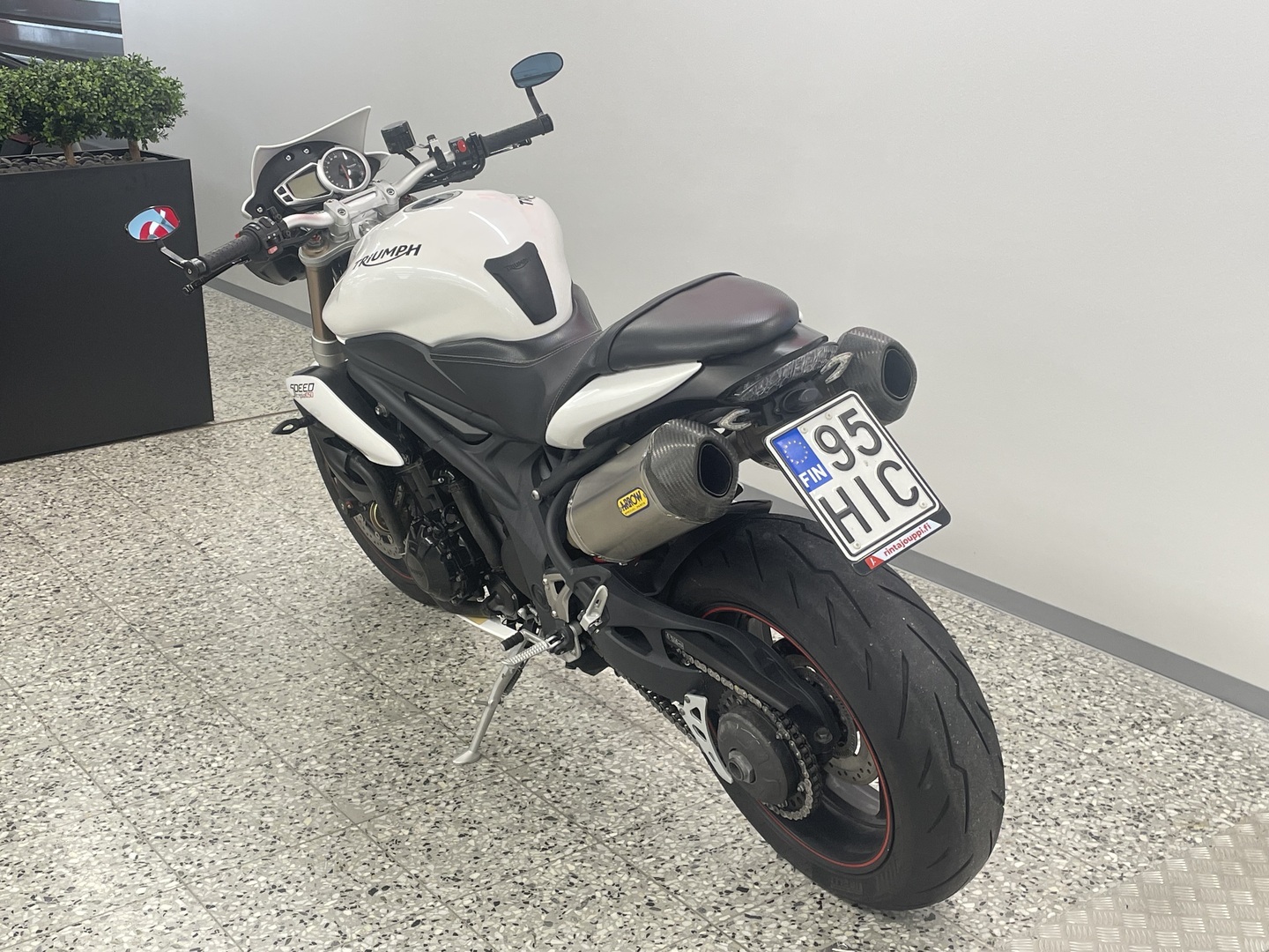 TRIUMPH SPEED TRIPLE 2015