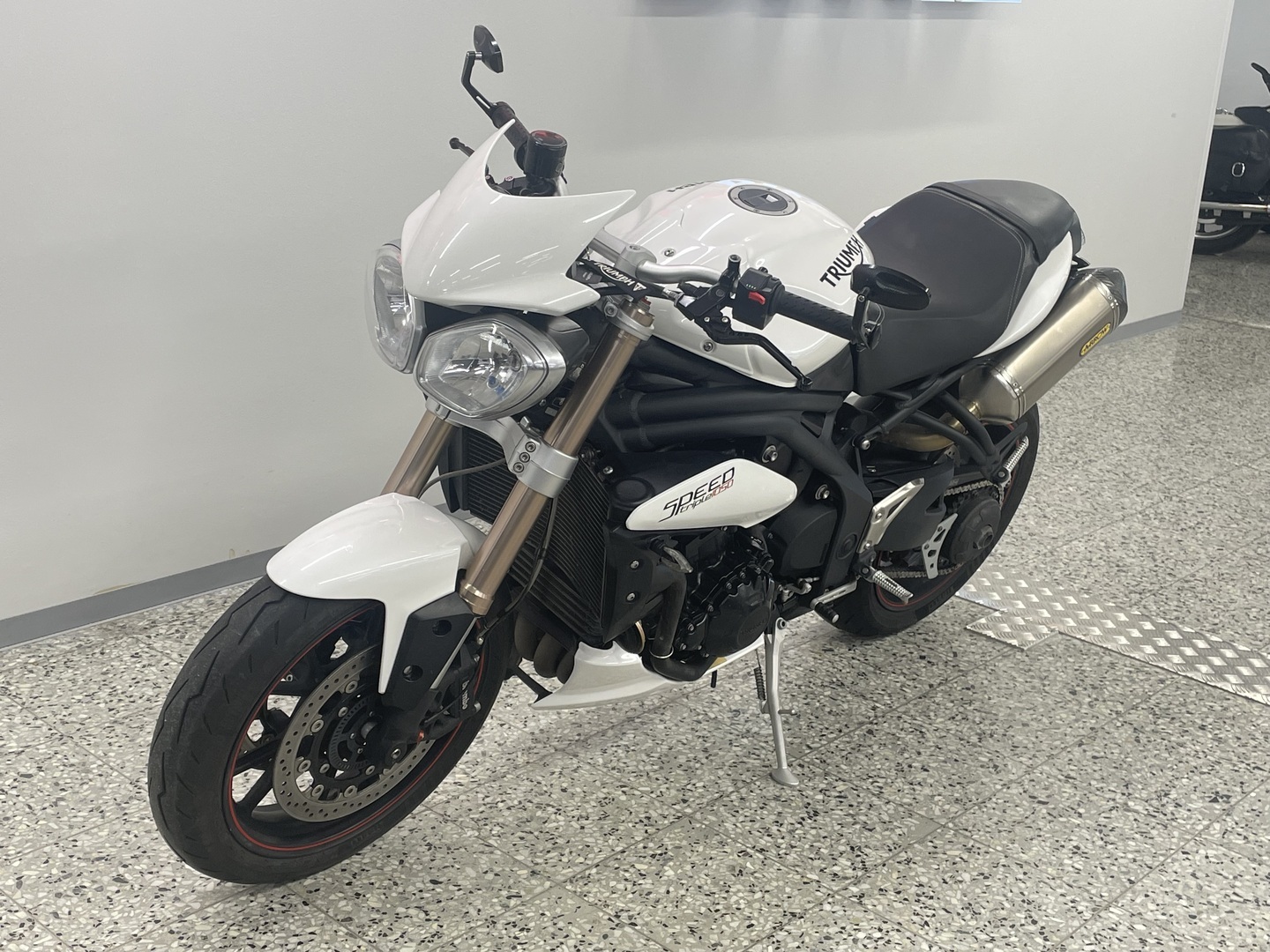 TRIUMPH SPEED TRIPLE 2015