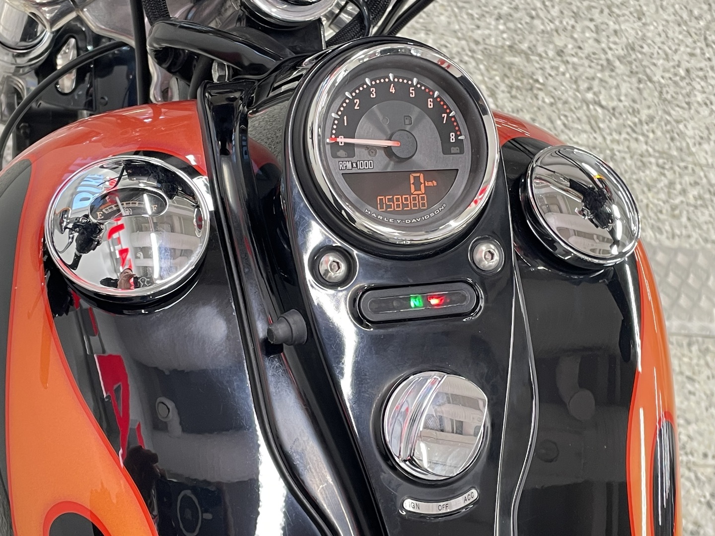 HARLEY-DAVIDSON DYNA 2011