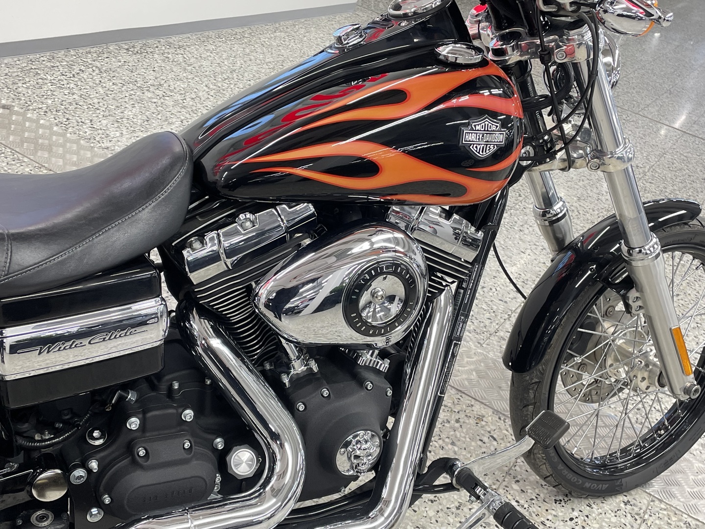 HARLEY-DAVIDSON DYNA 2011