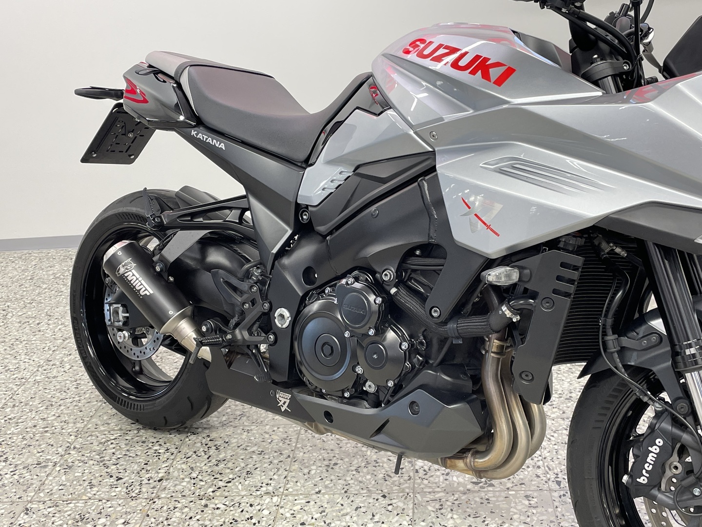 SUZUKI GSX-S 2021