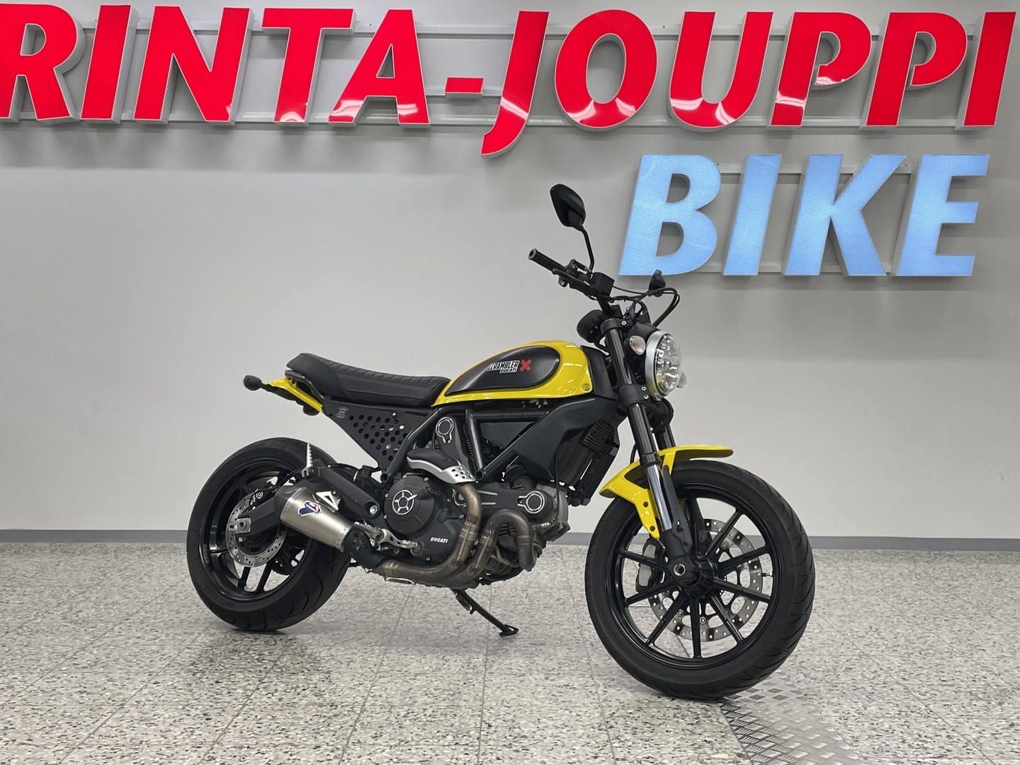 DUCATI SCRAMBLER 2016