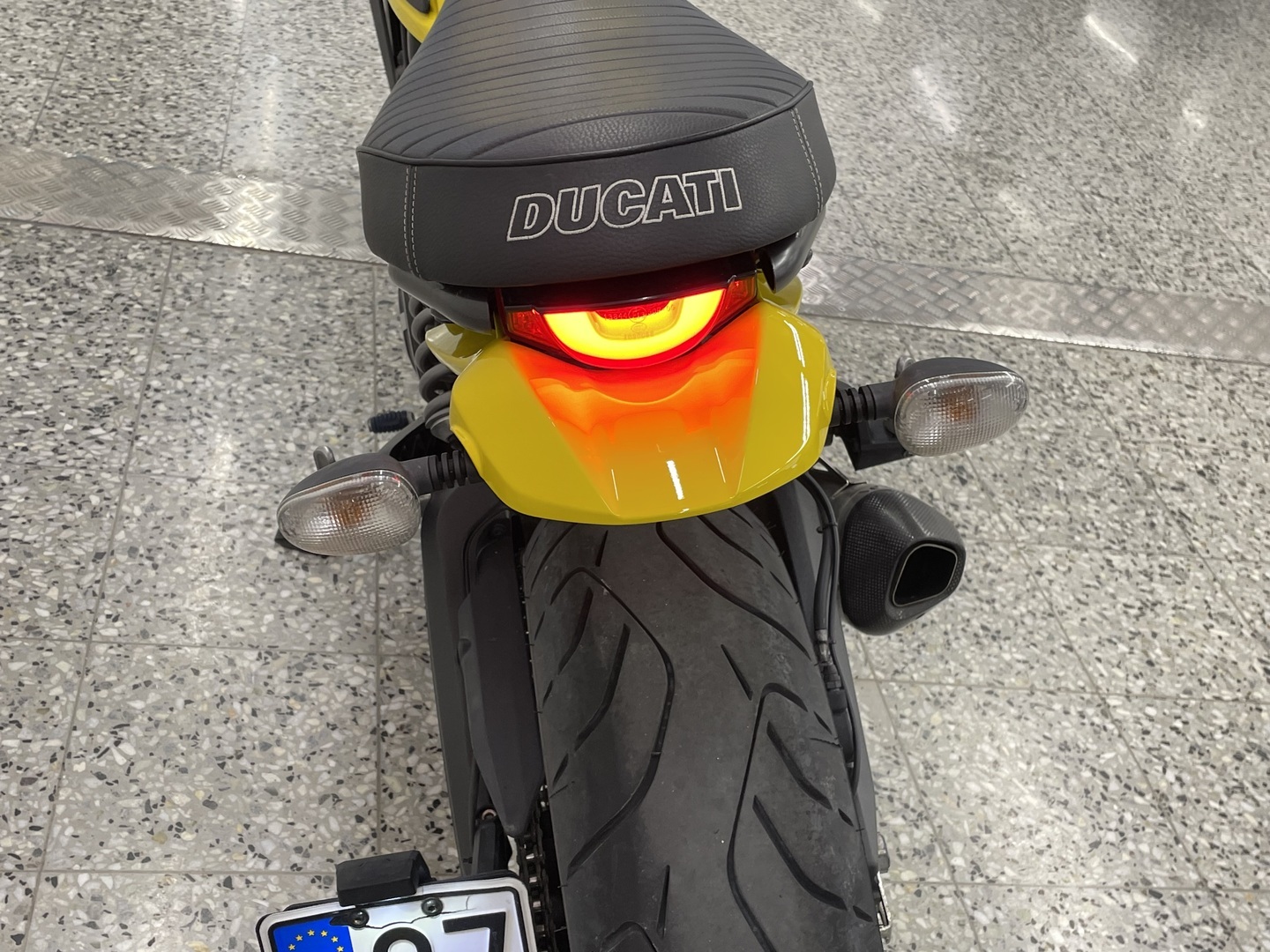 DUCATI SCRAMBLER 2016