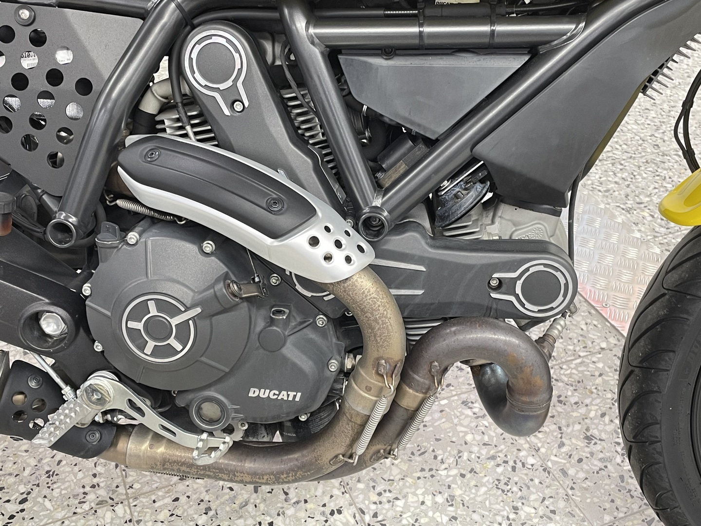 DUCATI SCRAMBLER 2016