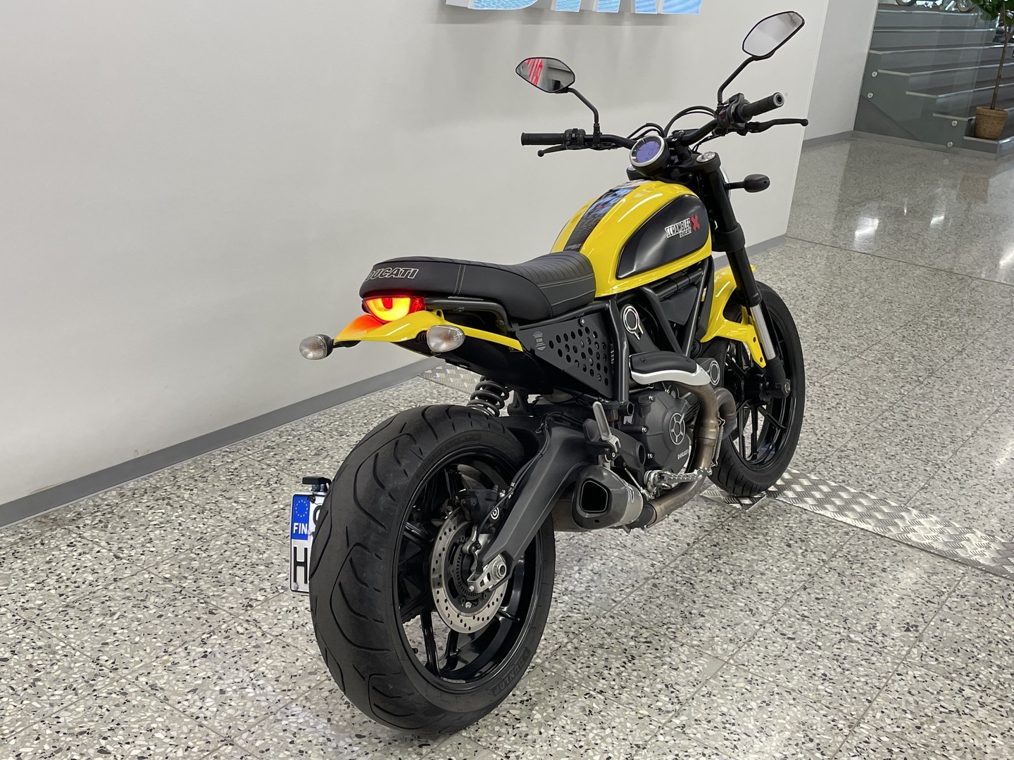 DUCATI SCRAMBLER 2016