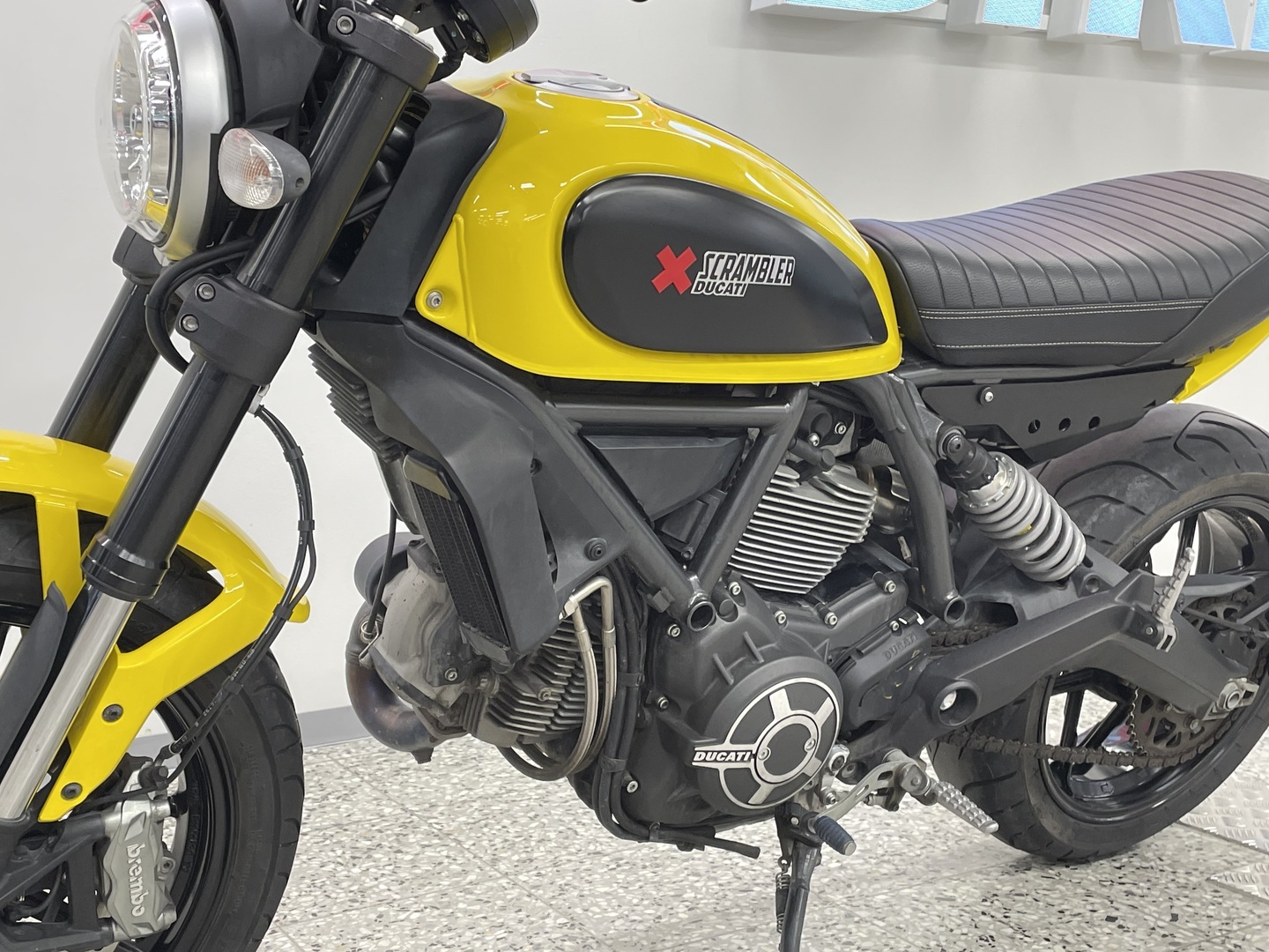 DUCATI SCRAMBLER 2016