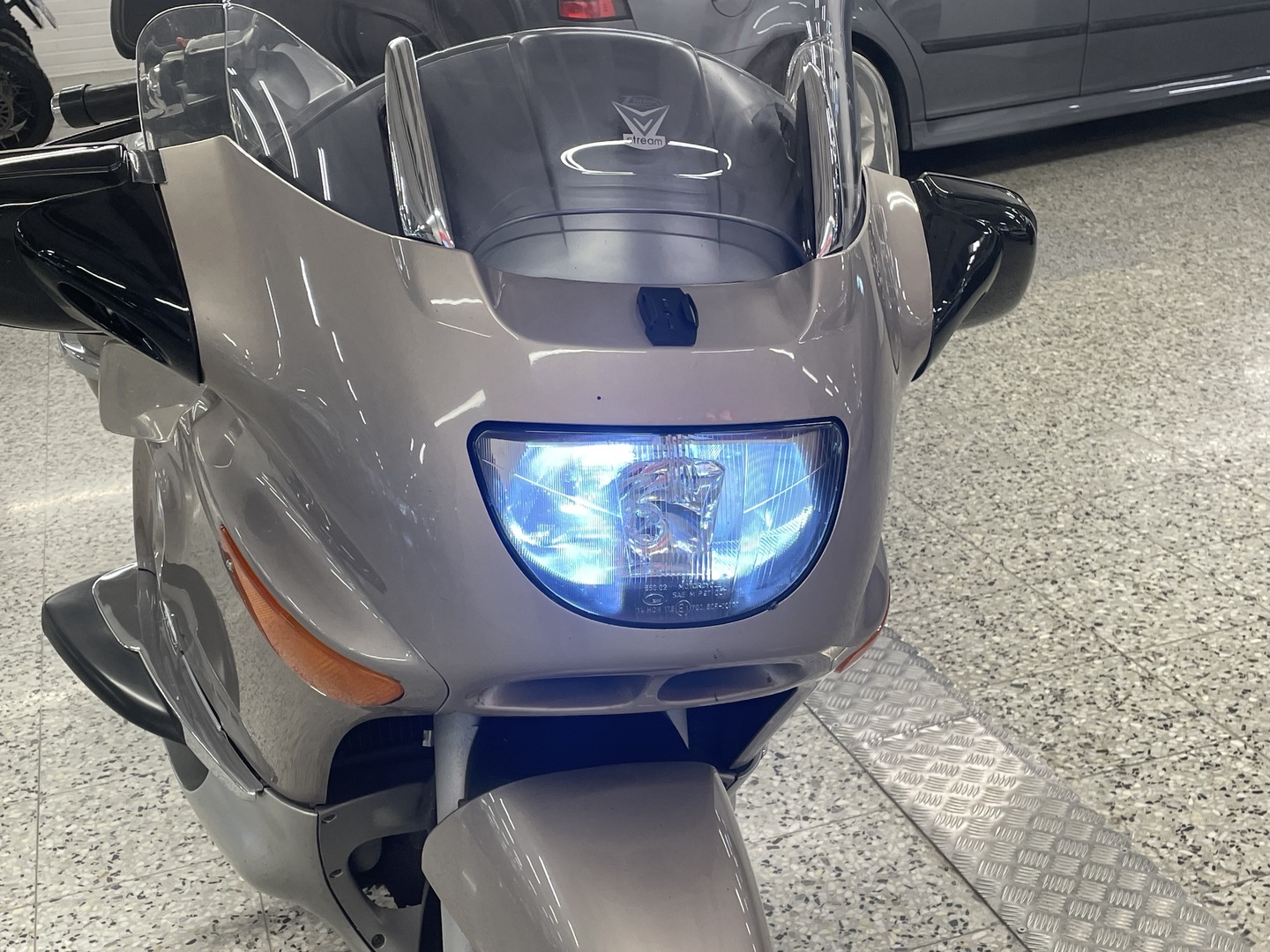 BMW K 2000