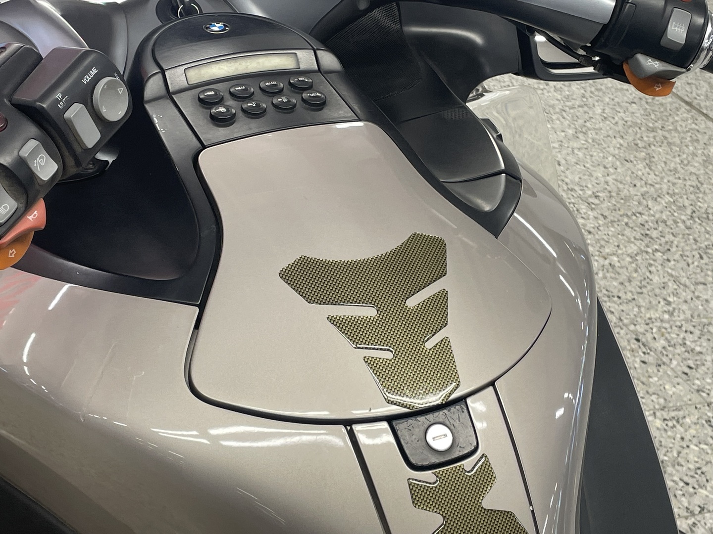 BMW K 2000