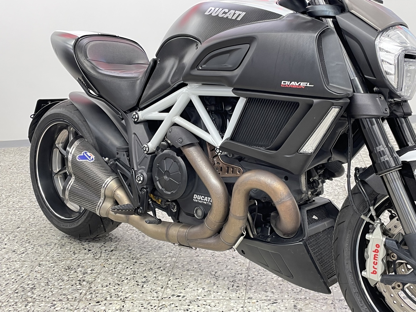DUCATI DIAVEL 2014