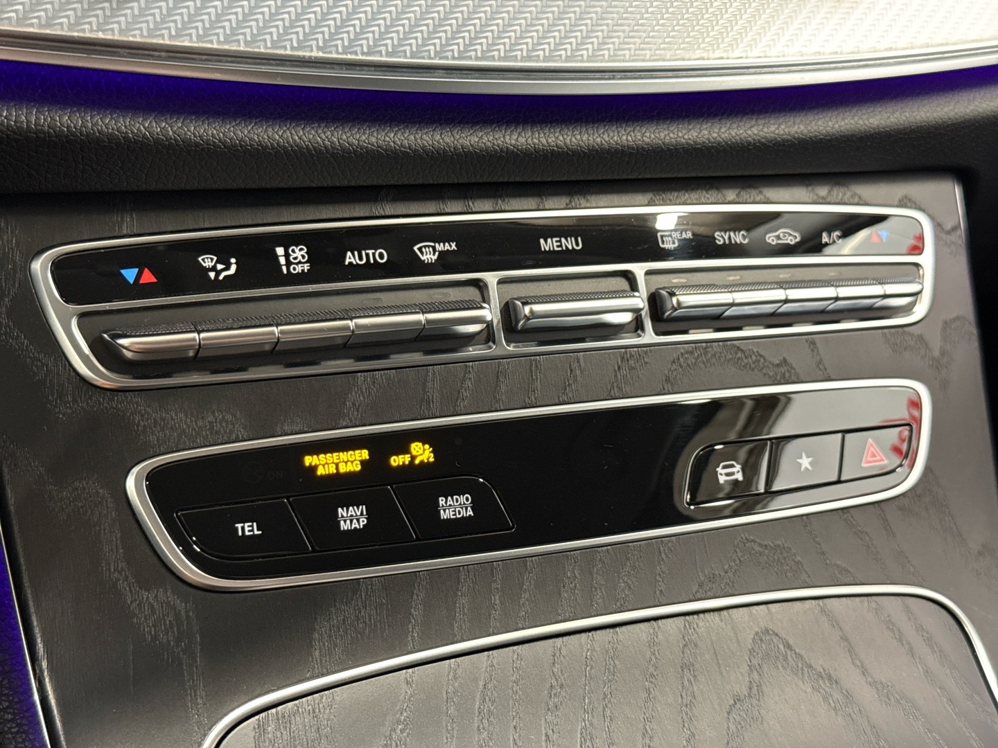 MERCEDES-BENZ E 2021
