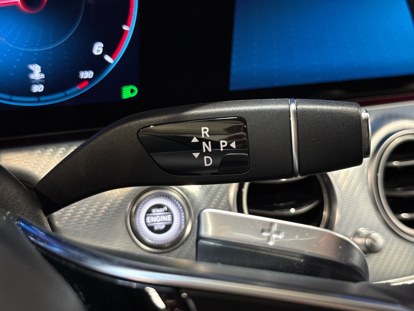 MERCEDES-BENZ E 2021