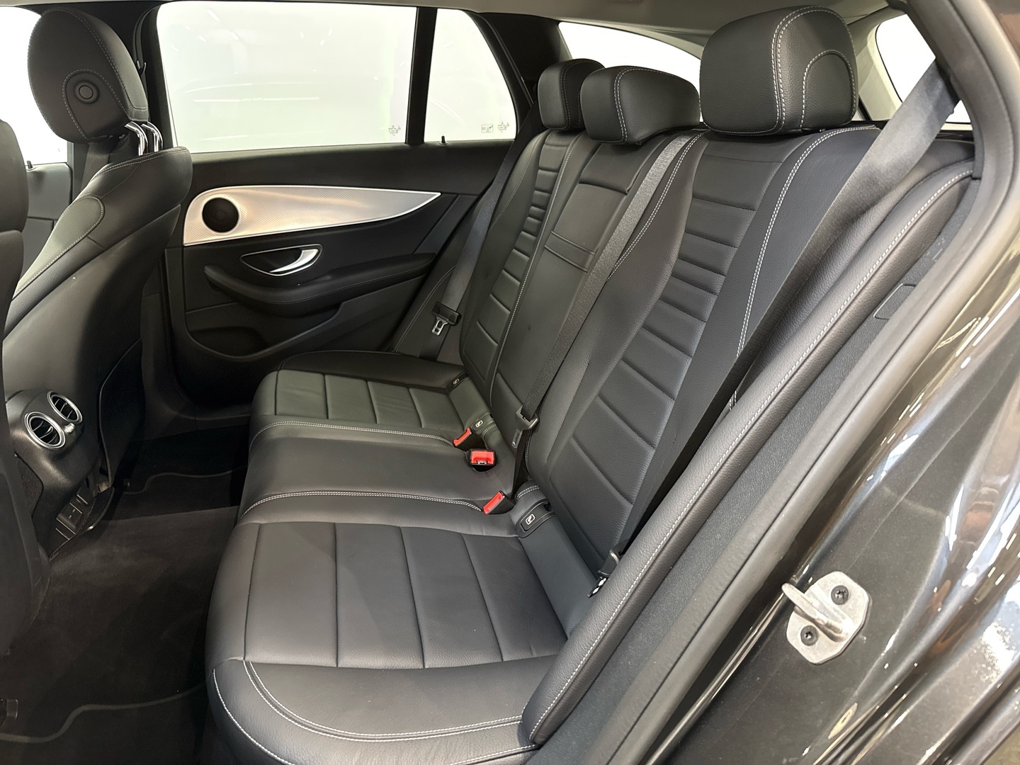 MERCEDES-BENZ E 2021