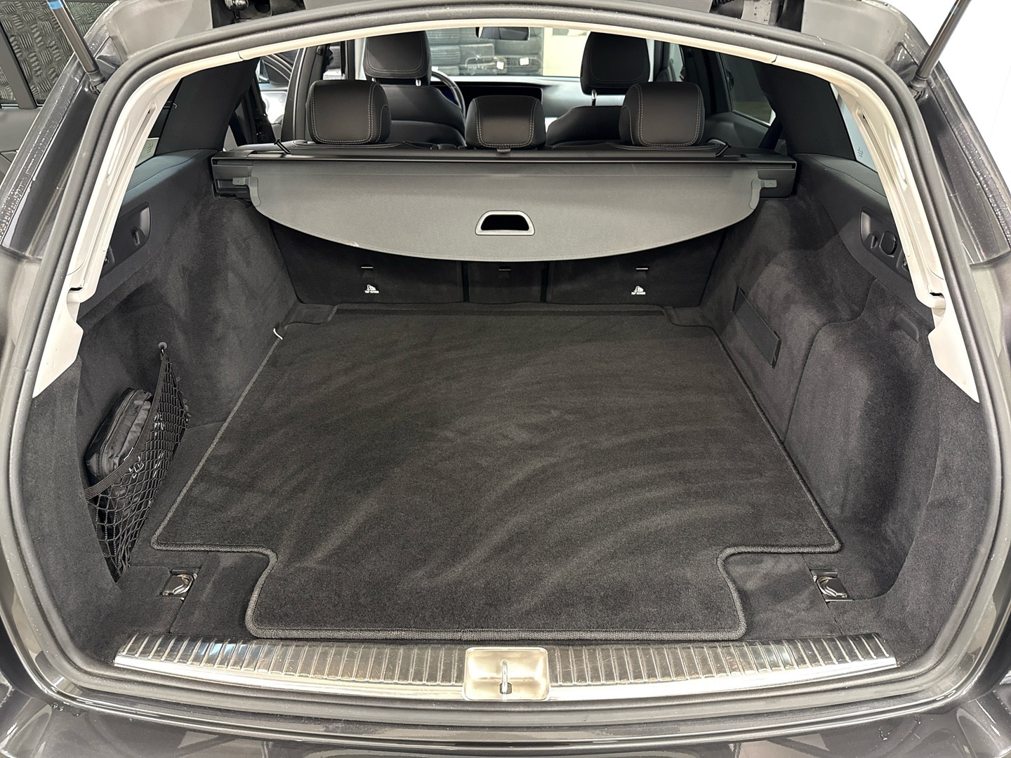 MERCEDES-BENZ E 2021