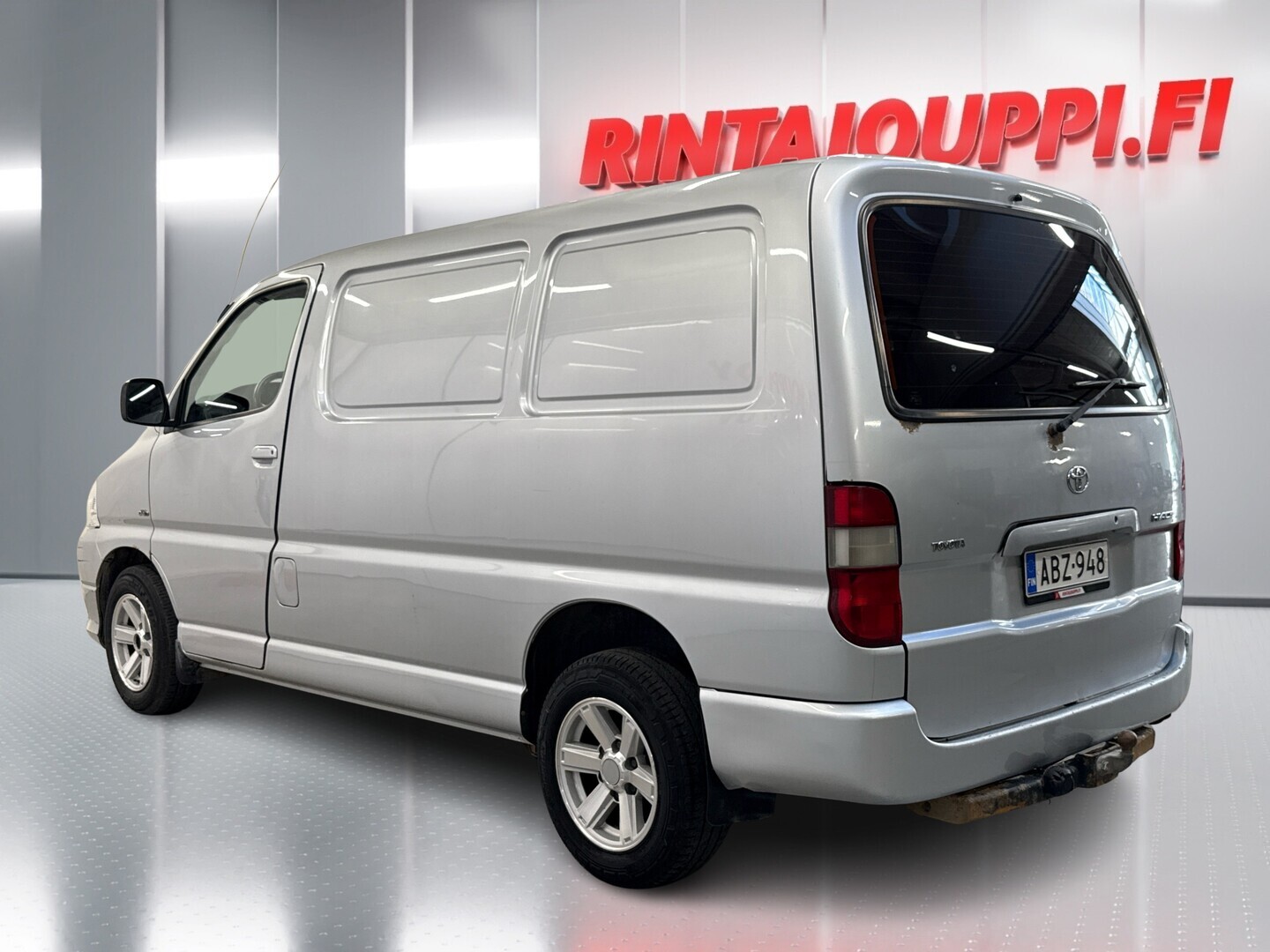 TOYOTA Hiace 2009