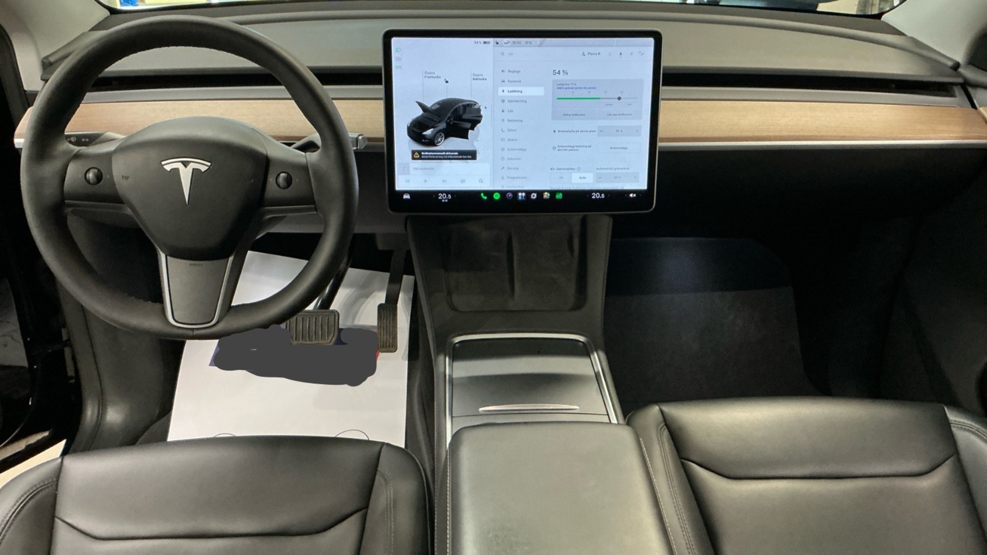TESLA Model Y 2023