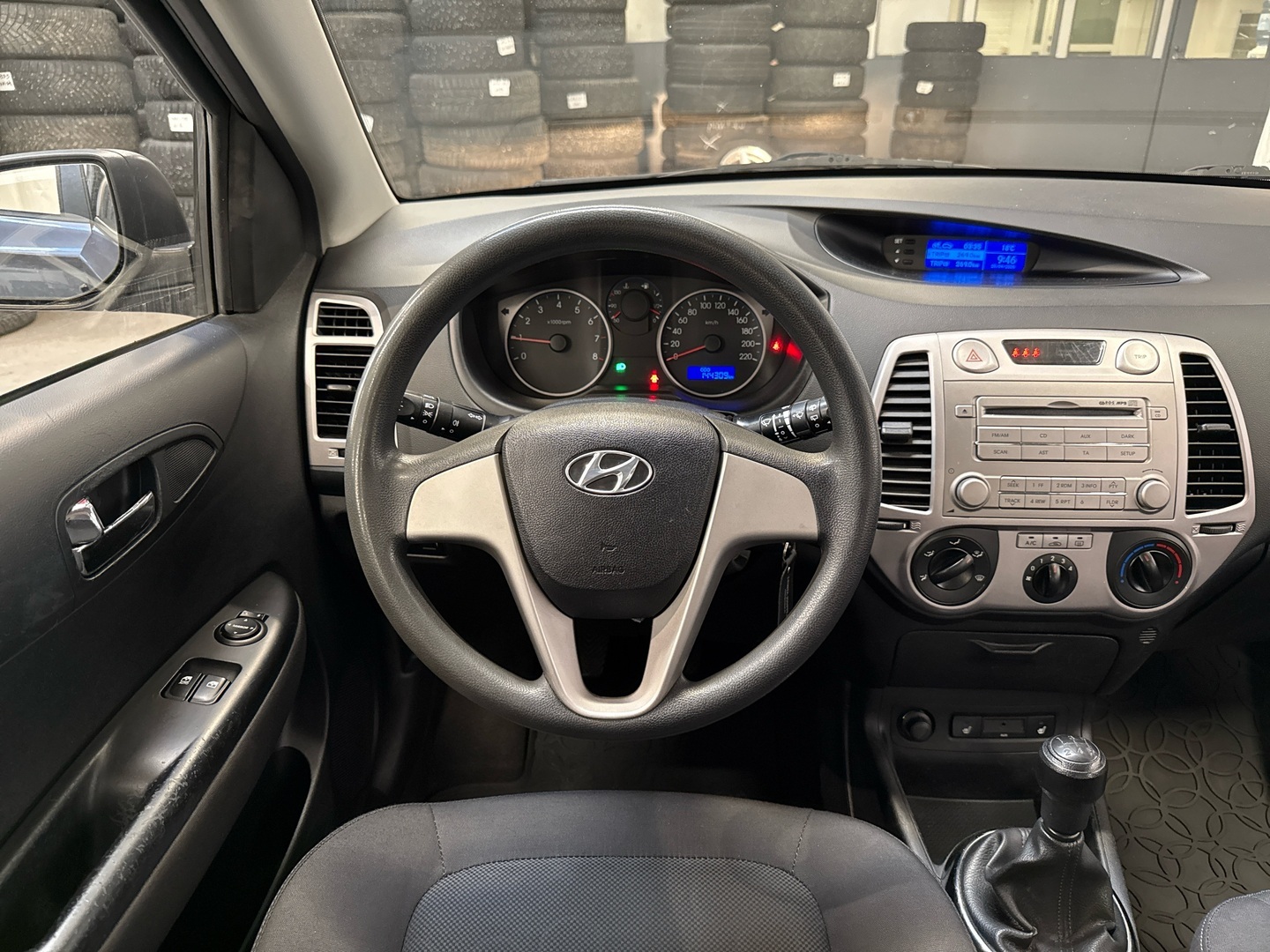 HYUNDAI i20 2011