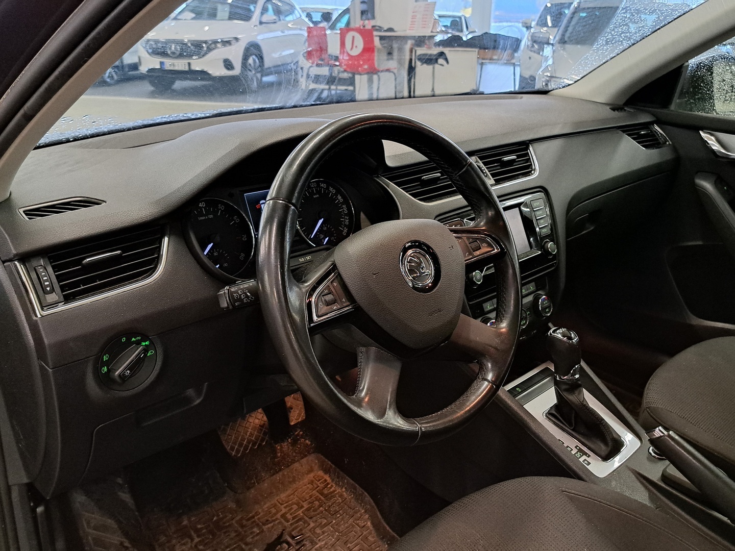 SKODA Octavia 2014