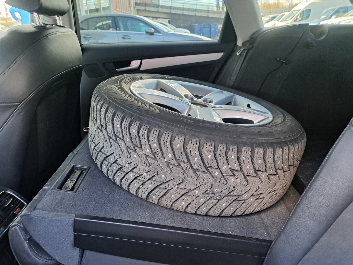 AUDI A4 2015