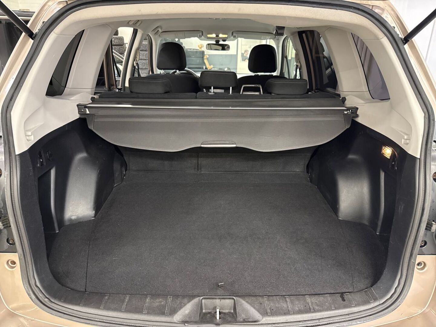 SUBARU Forester 2015