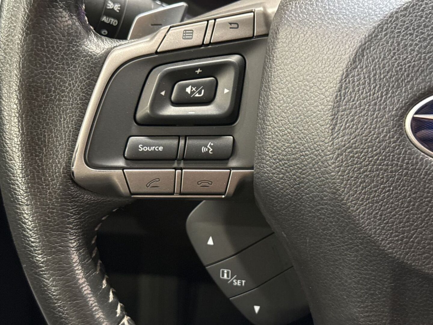 SUBARU Forester 2015