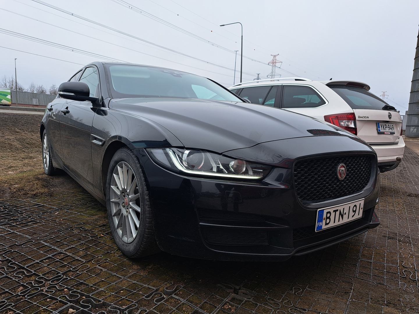 JAGUAR XE 2016