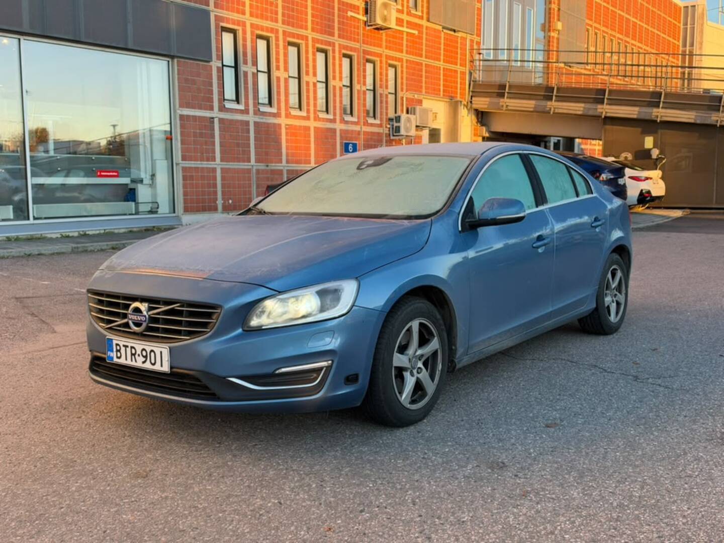 VOLVO S60 2017