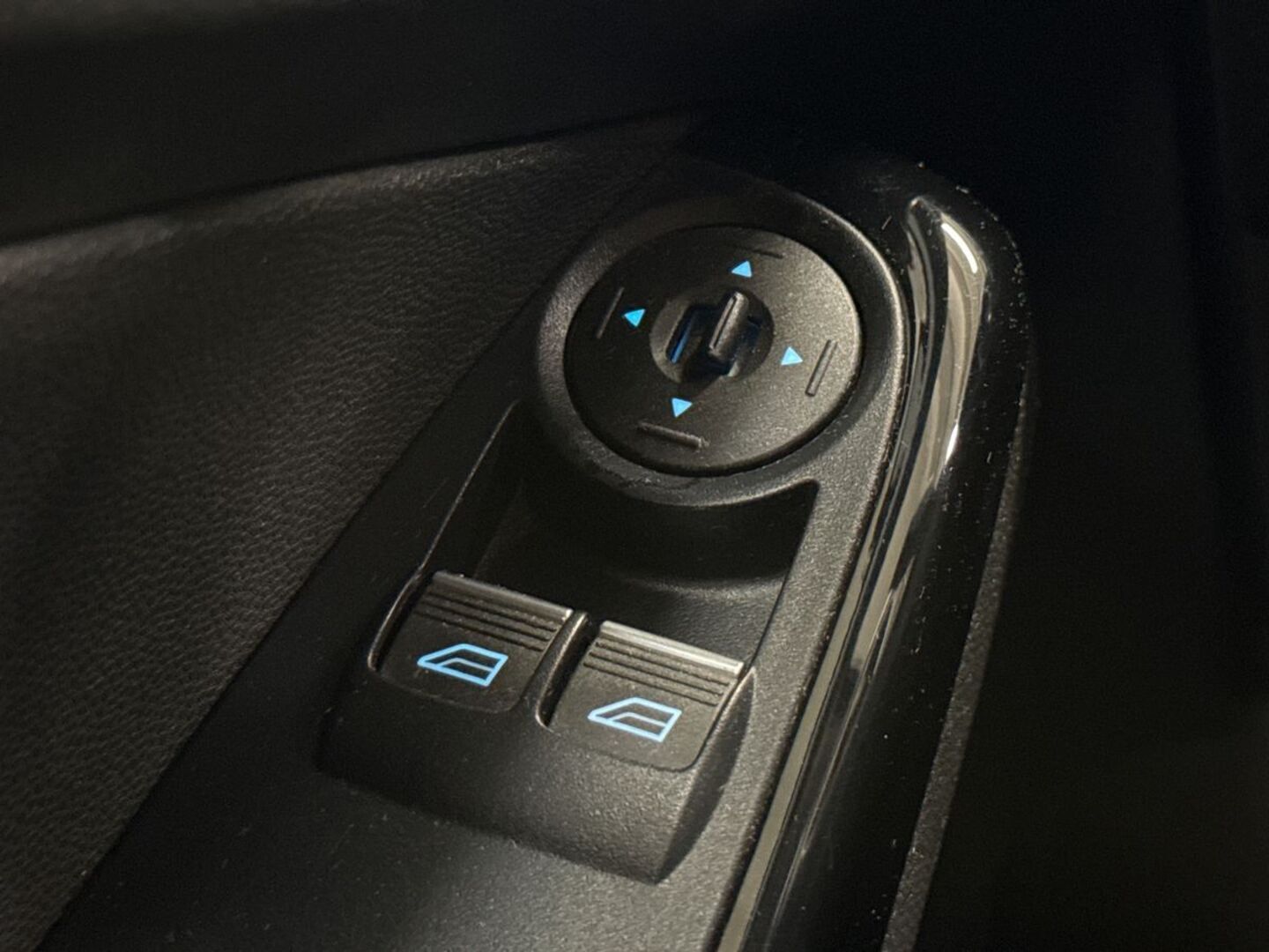 FORD Fiesta 28