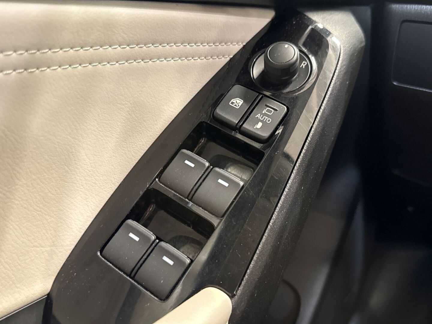 MAZDA Mazda3 2017