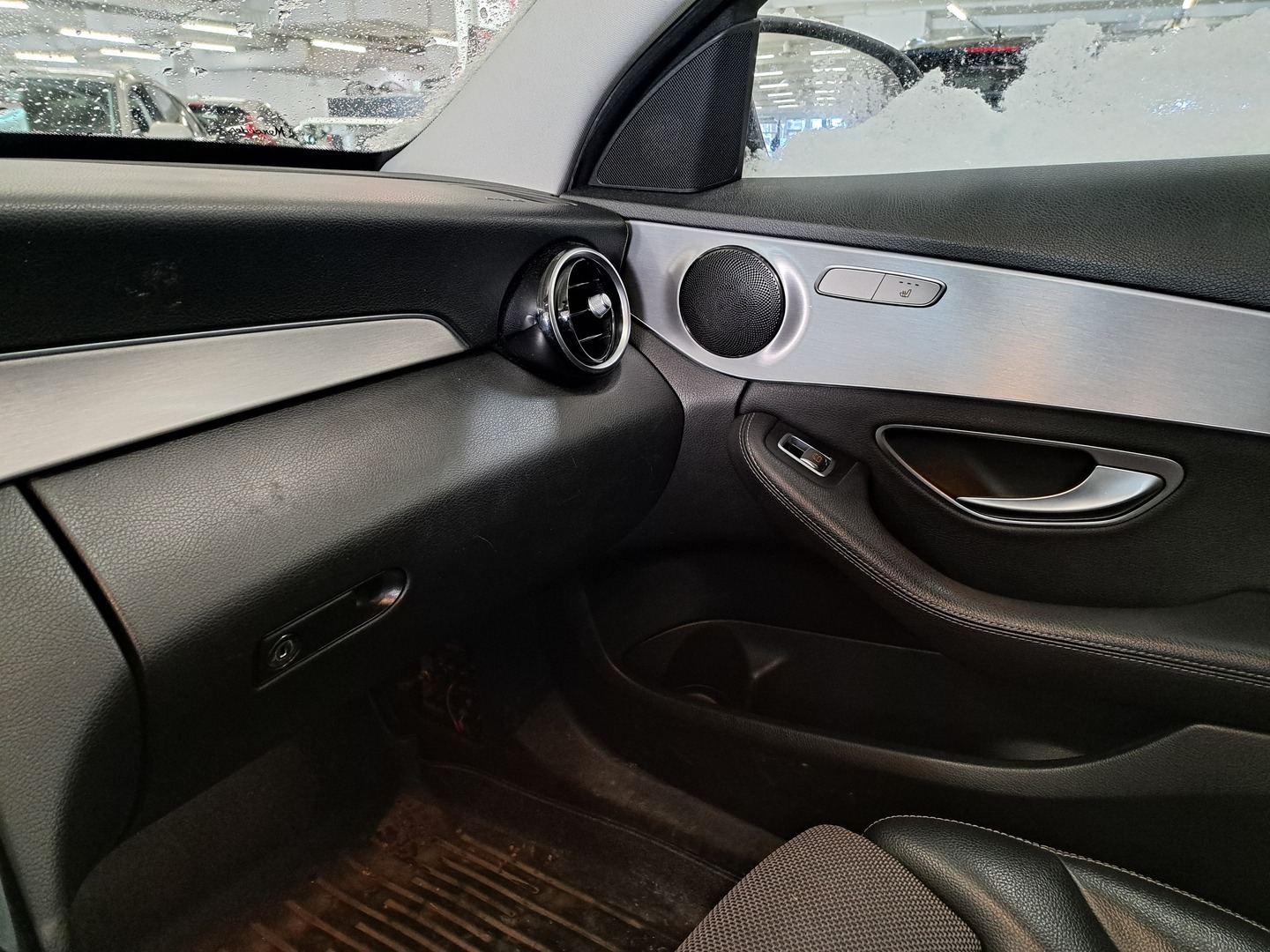 MERCEDES-BENZ C 2018