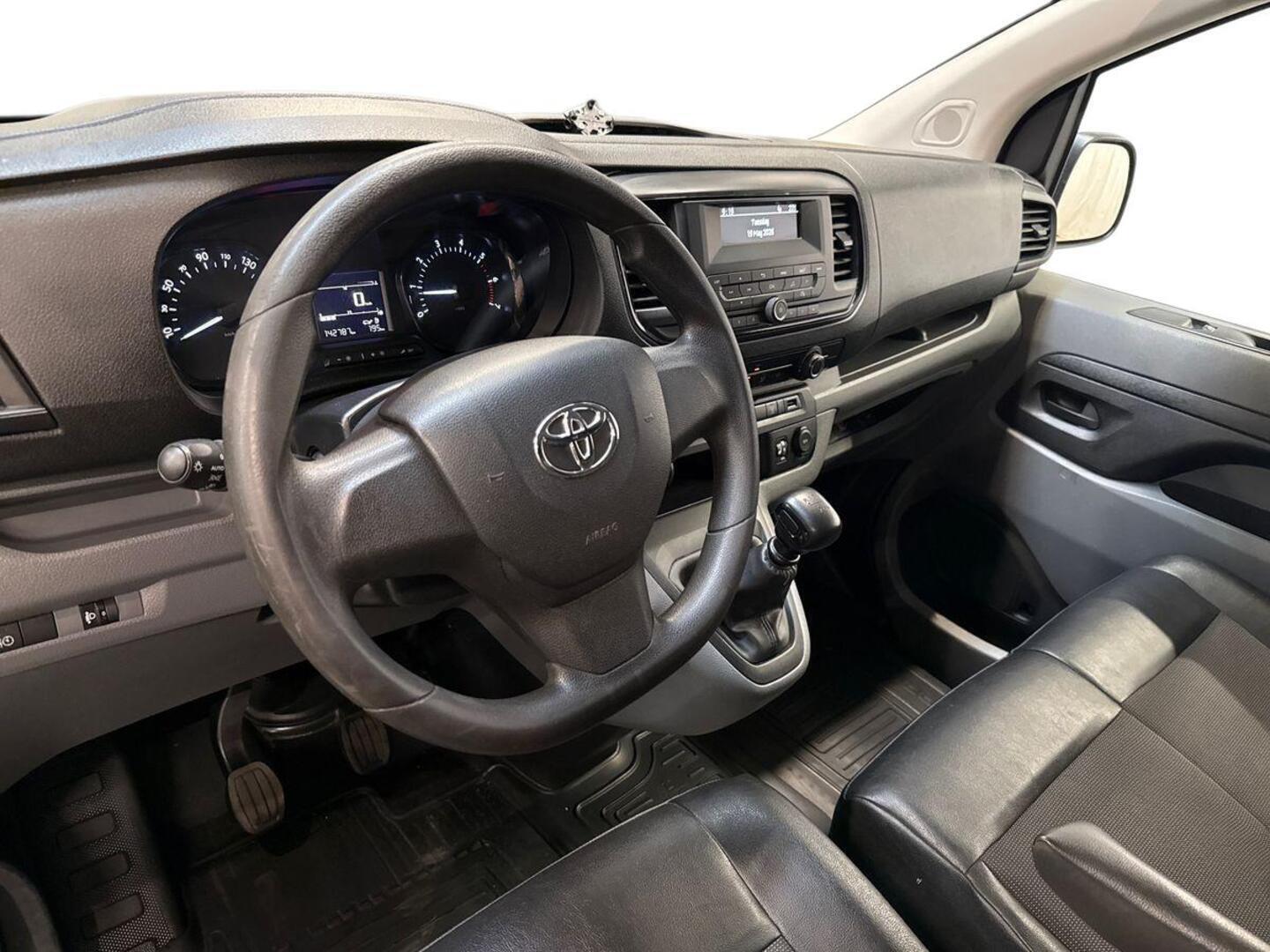TOYOTA Proace 2019