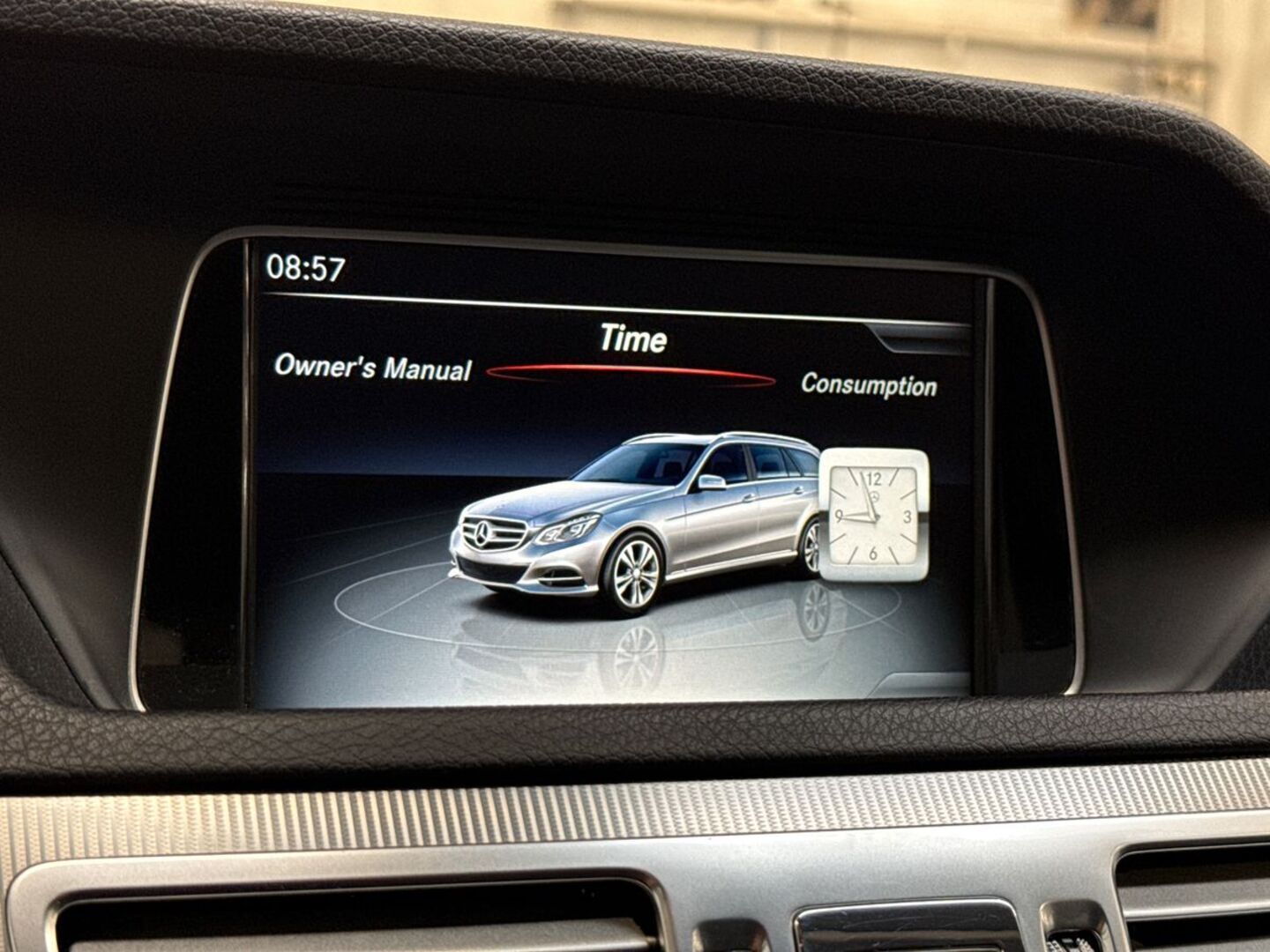 MERCEDES-BENZ E 2015