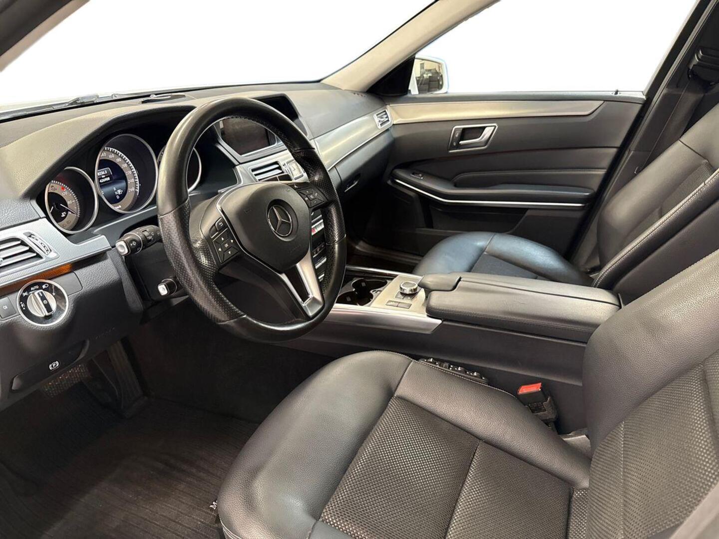 MERCEDES-BENZ E 2015