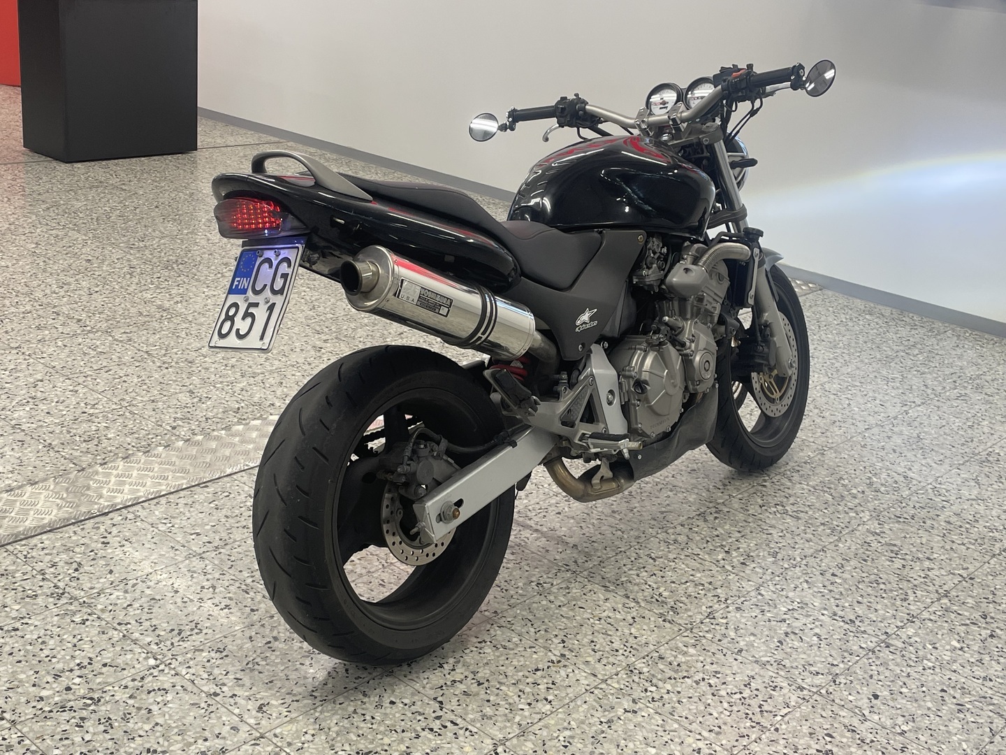 HONDA CB 2002