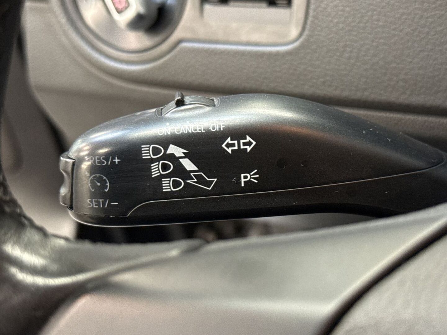 VOLKSWAGEN Polo 2010